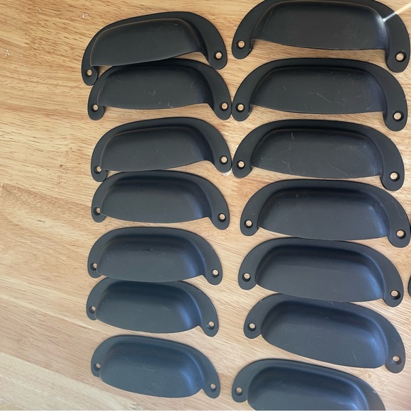 Rejuvenation Massey Cabinet Hardware $40 for 6 - Picture 5 of 14